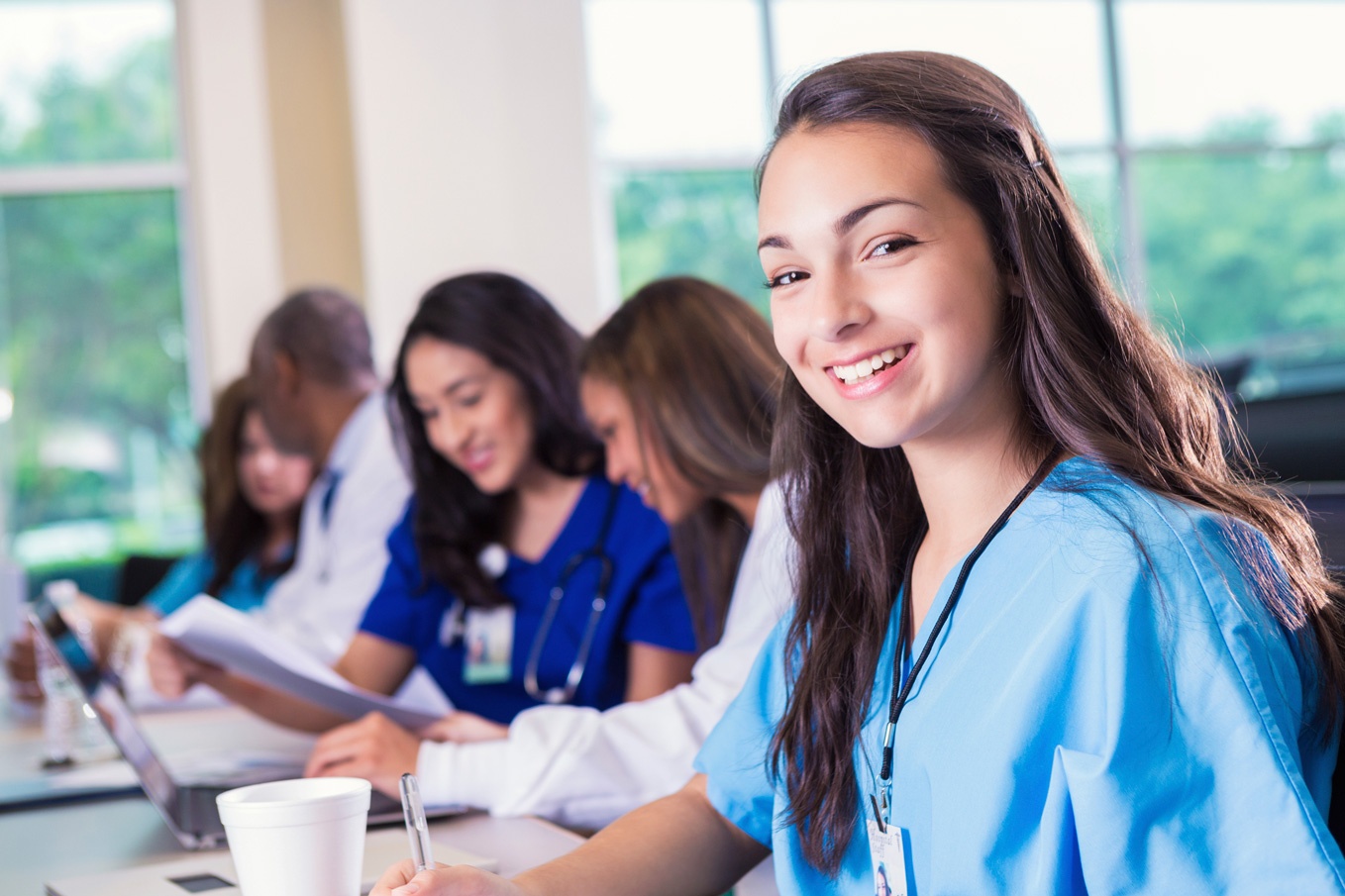 Why Should You Become a Registered Nurse?