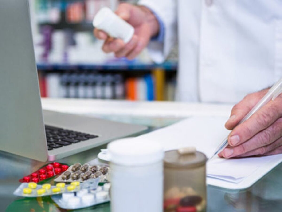 What to Look for in an Online Pharmacy